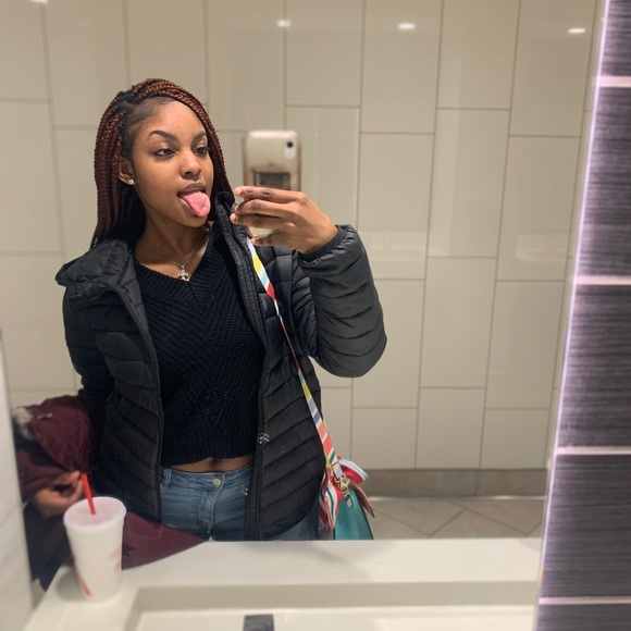 Meet your Posher, Adebowale - Picture 1 of 1